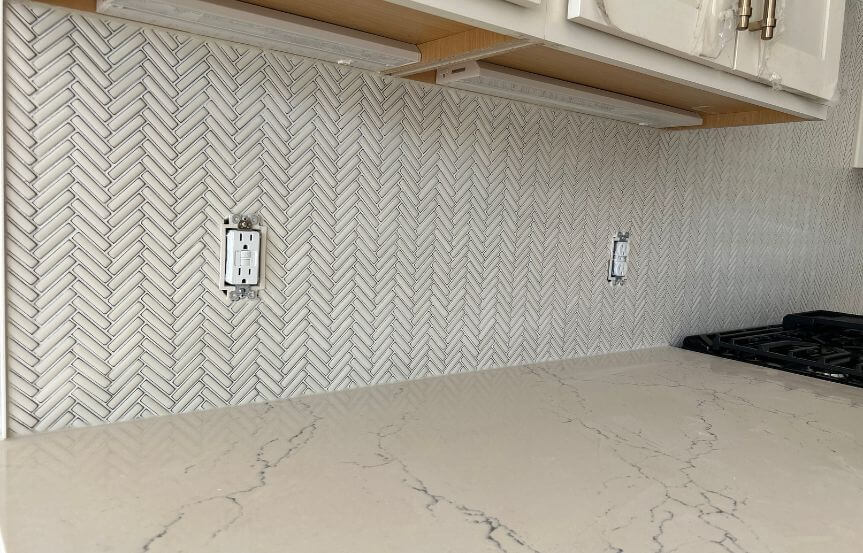 New Leaf Lincoln Spec Lot 1516 Kitchen Backsplash
