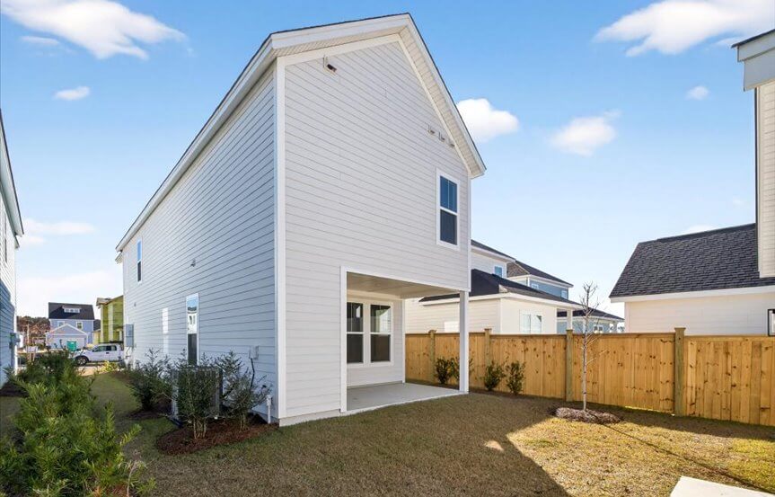 Saussy Burbank Barton Spec Lot 1495 Rear Exterior