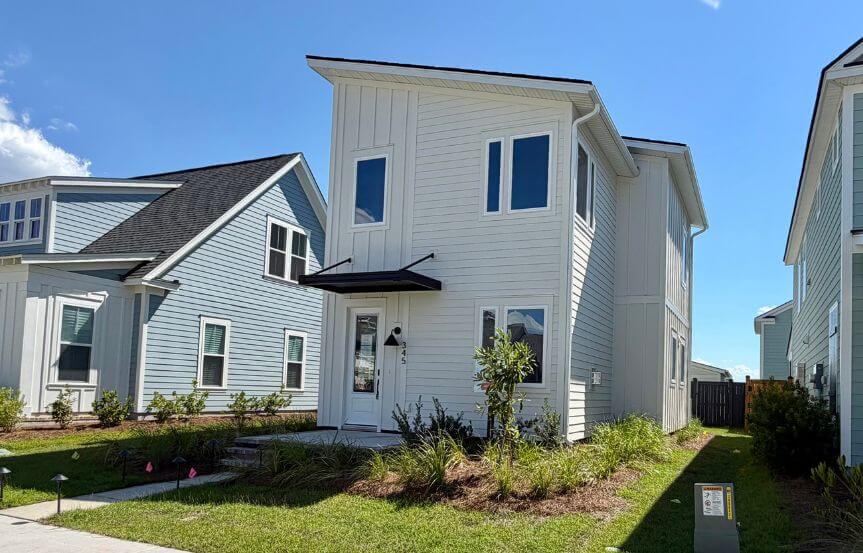 New Leaf Stanley Spec Lot 1482 Exterior