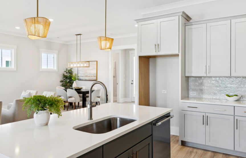 Homes By Dickerson Pine Mill Spec Lot 1532 Kitchen Island