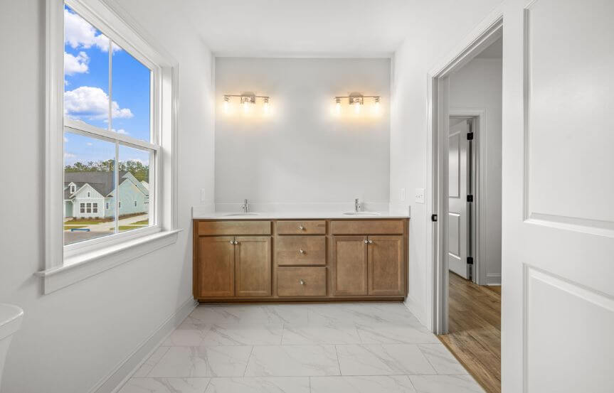New Leaf Hyde Homeplan Secondary Bathroom